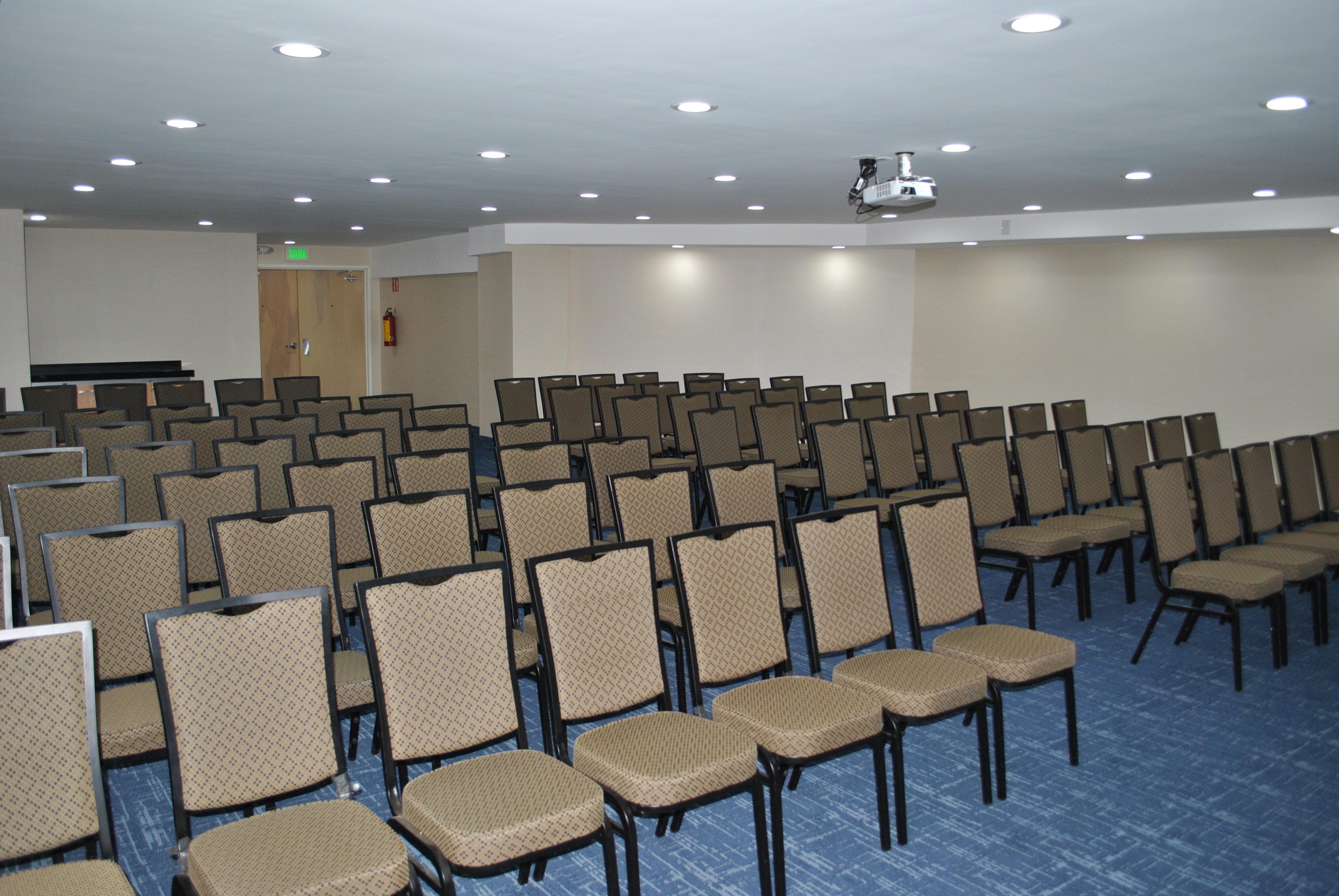 Holiday Inn Express Toluca By Ihg Bagian luar foto