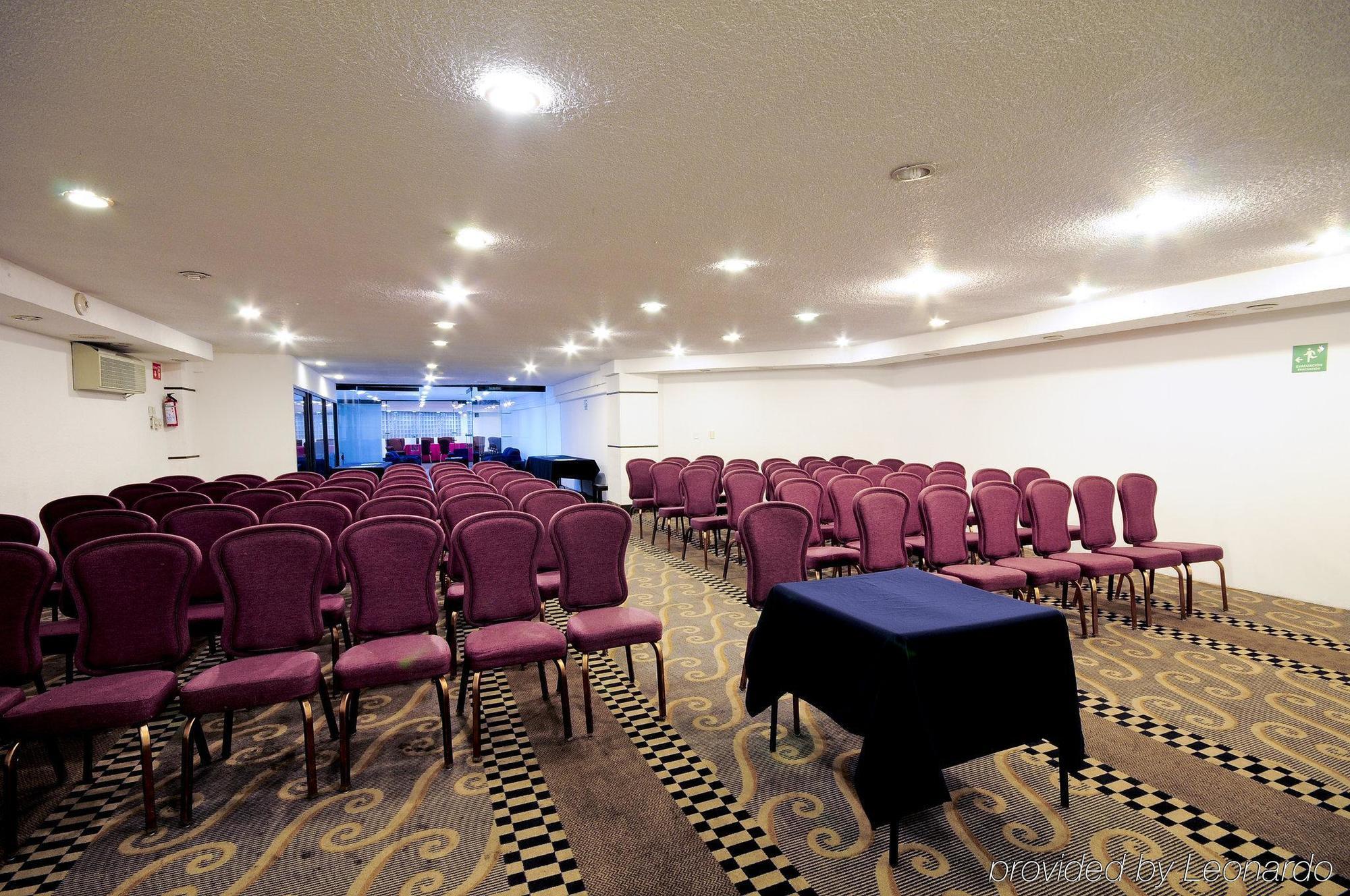 Holiday Inn Express Toluca By Ihg Bagian luar foto