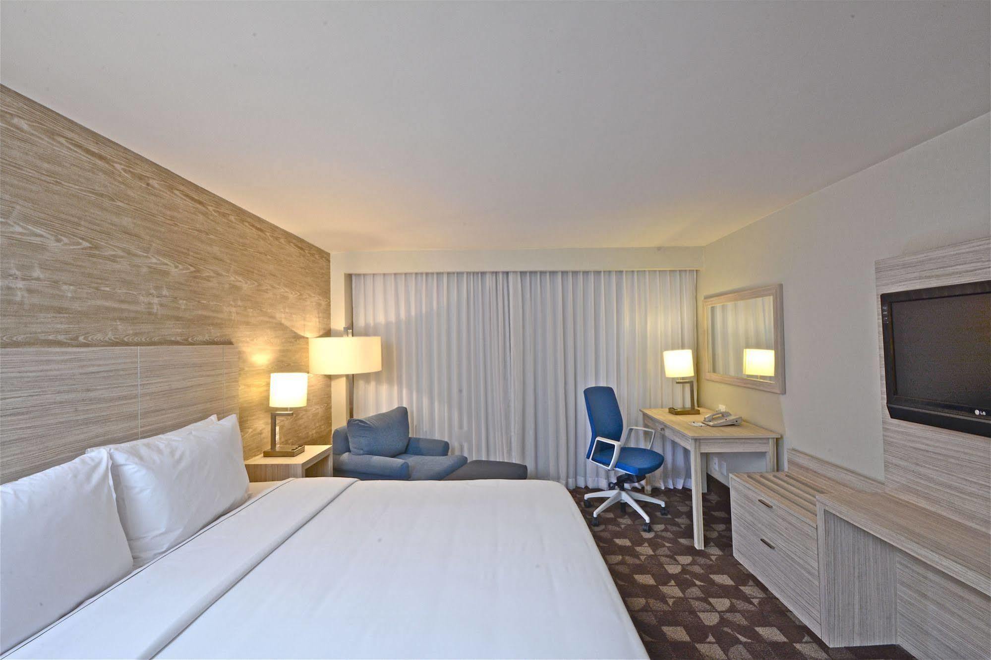 Holiday Inn Express Toluca By Ihg Bagian luar foto