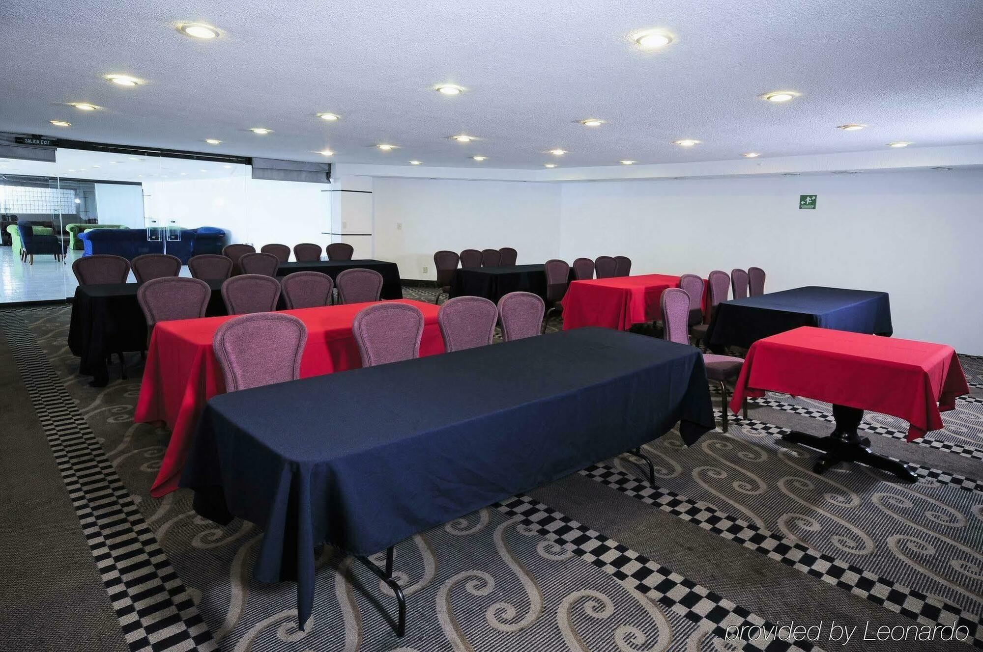 Holiday Inn Express Toluca By Ihg Bagian luar foto