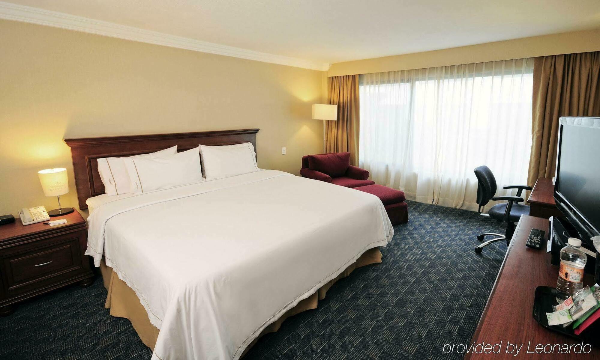 Holiday Inn Express Toluca By Ihg Bagian luar foto